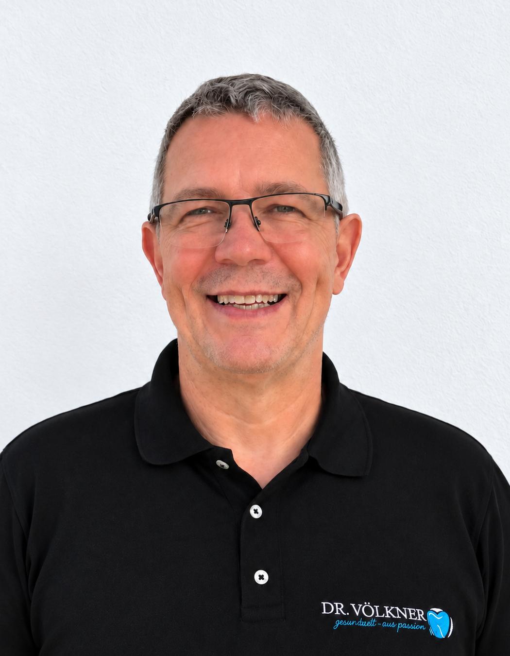 Thomas Völkner, Zahnarzt in Dautphetal-Holzhausen